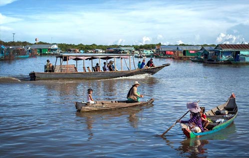Siem Reap – Famous Temple & Boat Trip